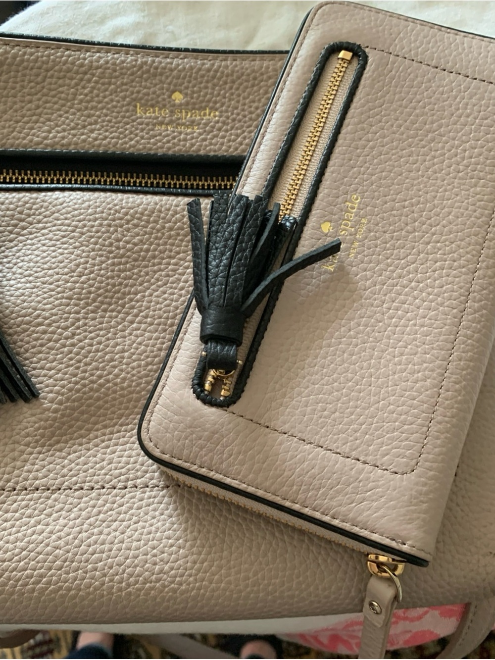 kate spade Pebbled Leather Wallet in Taupe Gold Hardware black tassel - Picture 12 of 12